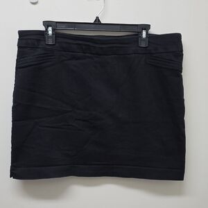 Croft & Barrow Classic Black Women's Skirt with Shorts - Size 16